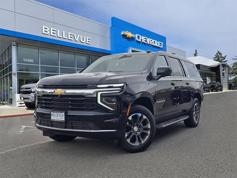 New 2025 Chevrolet Suburban LS w/ Max Trailering Package image 1