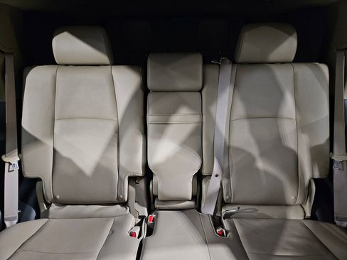 Used 2018 Toyota 4Runner Limited image 13