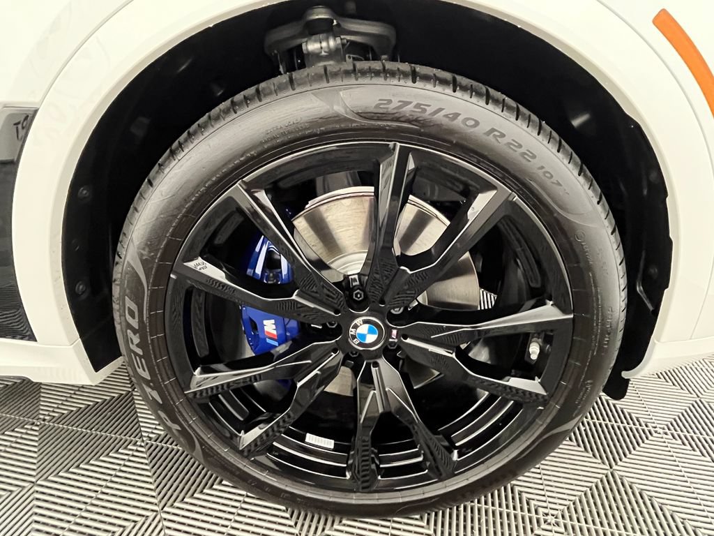 Used 2027 BMW X7 xDrive40i w/ Executive Package AWD/4WD image 14