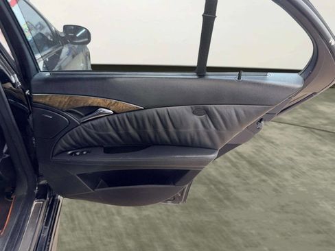 Used 2008 Mercedes-Benz E 63 AMG Sedan image 27