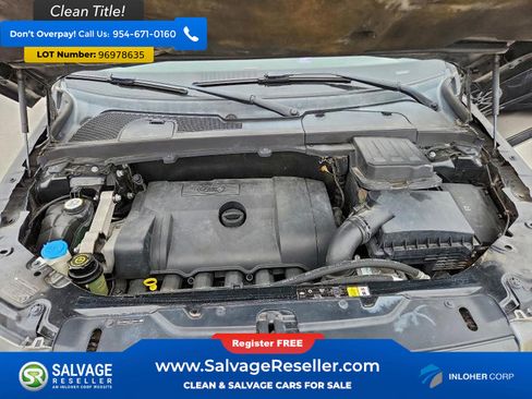 Used 2012 Land Rover LR2 HSE image 15