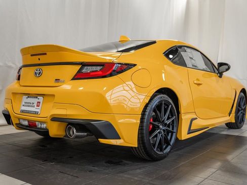 New 2026 Toyota GR86 YUZU Limited image 4