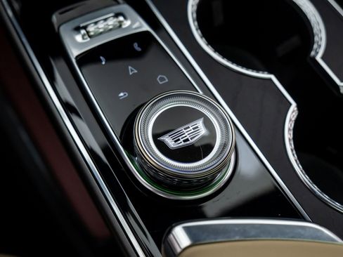 Used 2025 Cadillac Lyriq Luxury image 26