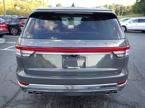 Used 2023 Lincoln Aviator Black Label w/ Dynamic Handling Package image 4