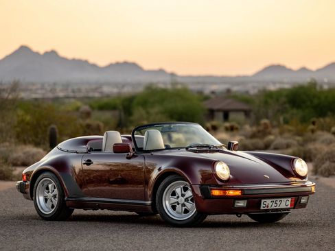 Used 1989 Porsche 911 Carrera RWD image 1