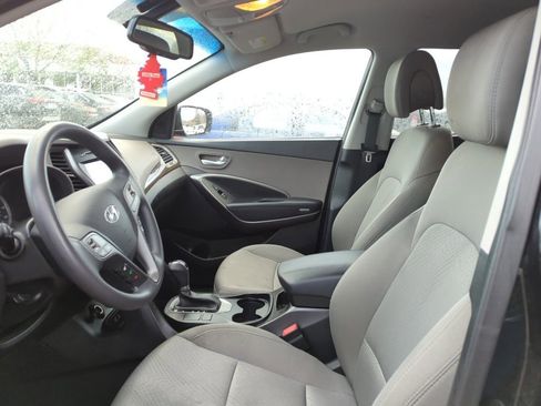 Used 2017 Hyundai Santa Fe Sport image 6