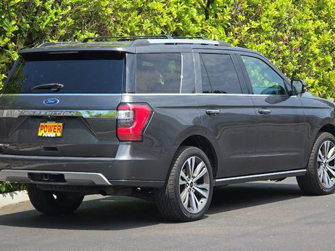 Used 2020 Ford Expedition Limited w/ Equipment Group 302A AWD/4WD image 4