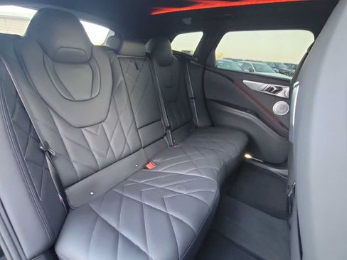 Used 2023 BMW XM w/ M Driver's Package AWD/4WD image 18