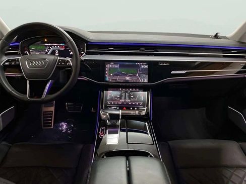 Used 2022 Audi S8 w/ S8 Comfort Plus Package AWD/4WD image 21