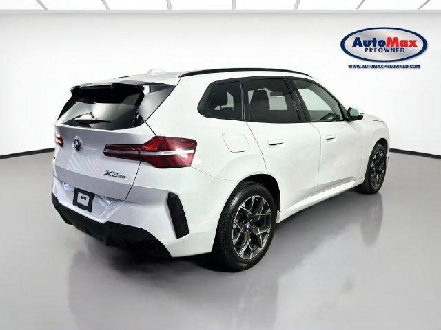 Used 2025 BMW X3 xDrive30i AWD/4WD image 2