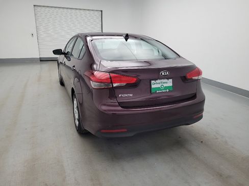 Used 2017 Kia Forte LX FWD image 6