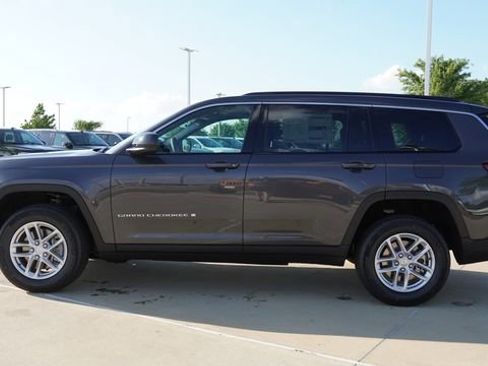 New 2026 Jeep Grand Cherokee L Laredo AWD/4WD image 6