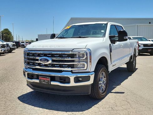 Used 2024 Ford F250 Lariat AWD/4WD image 4