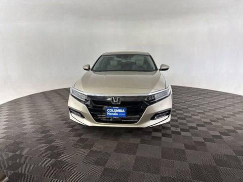 Used 2020 Honda Accord Touring image 3