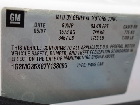 Used 2007 Pontiac Solstice GXP w/ Premium Package RWD image 17