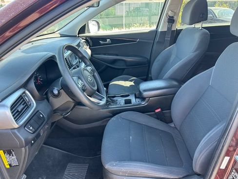 Used 2017 Kia Sorento FWD image 23