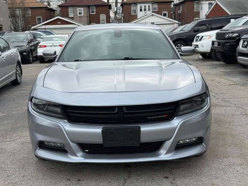 Used 2015 Dodge Charger SXT w/ AWD Plus Group image 2