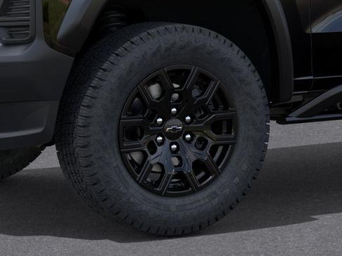 New 2026 Chevrolet Colorado Trail Boss AWD/4WD image 9