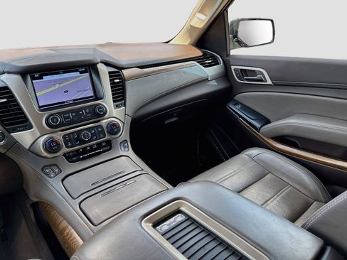 Used 2020 GMC Yukon Denali RWD image 24
