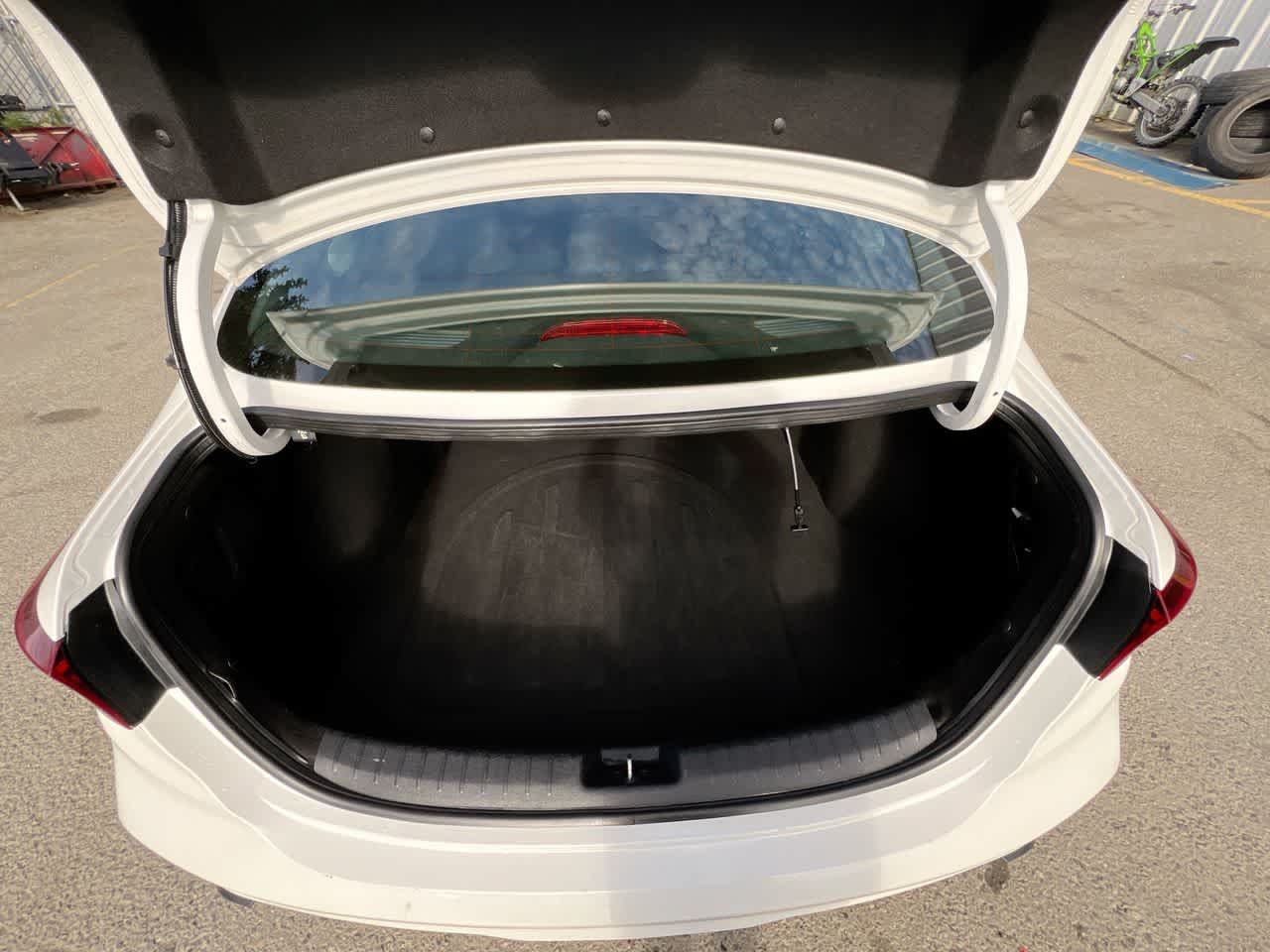 Certified 2023 Kia Forte LXS FWD image 26