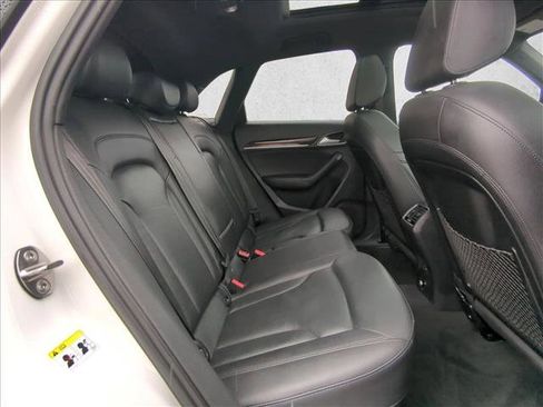 Used 2018 Audi Q3 2.0T Premium Plus image 27