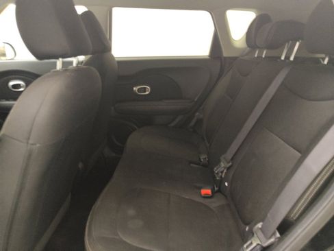 Used 2015 Kia Soul FWD image 18