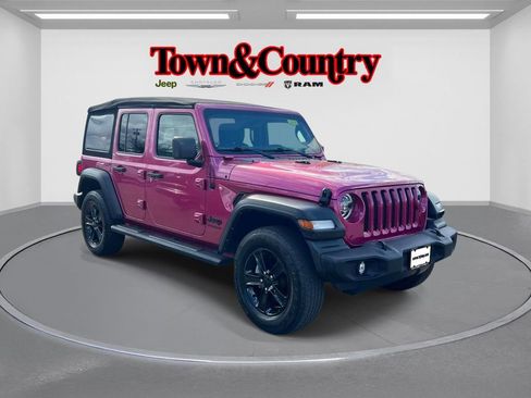 Certified 2022 Jeep Wrangler Unlimited Sport AWD/4WD image 1