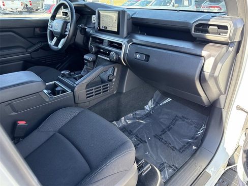 Used 2025 Toyota 4Runner SR5 image 29