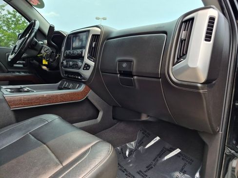 Used 2018 GMC Sierra 1500 SLT AWD/4WD image 19