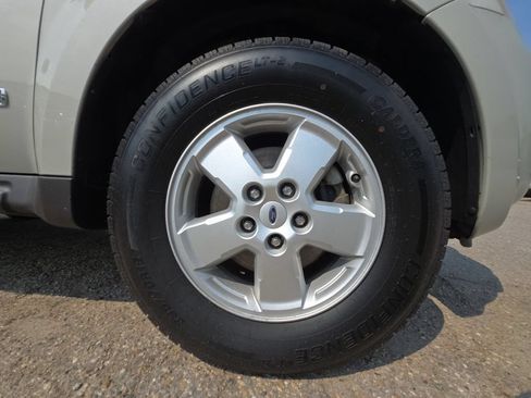 Used 2008 Ford Escape XLT FWD image 28
