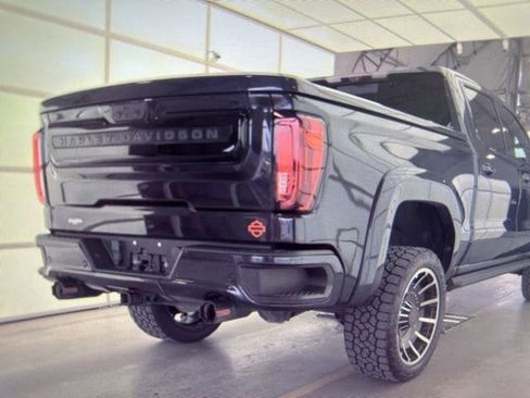 Used 2023 GMC Sierra 1500 AT4 w/ AT4 Premium Package AWD/4WD image 5