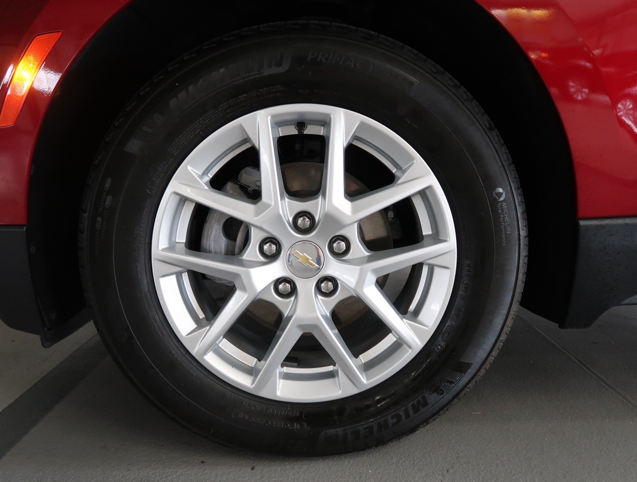 Used 2023 Chevrolet Equinox LT FWD image 13