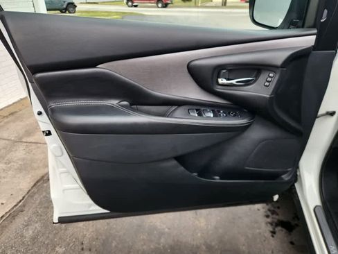Used 2023 Nissan Murano SL image 22
