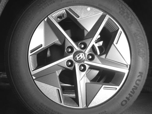 Used 2025 Hyundai Tucson SEL image 12