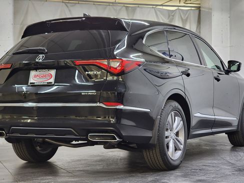 Used 2023 Acura MDX SH-AWD image 5