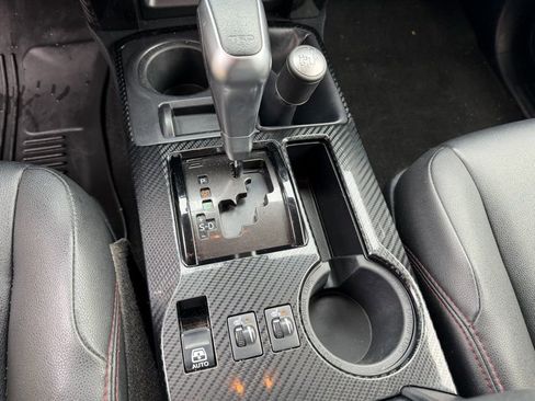 Used 2020 Toyota 4Runner TRD Off-Road Premium image 24