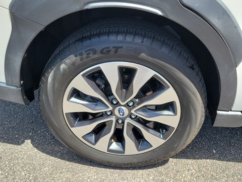 Certified 2024 Subaru Outback Touring AWD/4WD image 10
