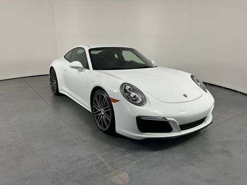 Used 2019 Porsche 911 GT3 RS image 9