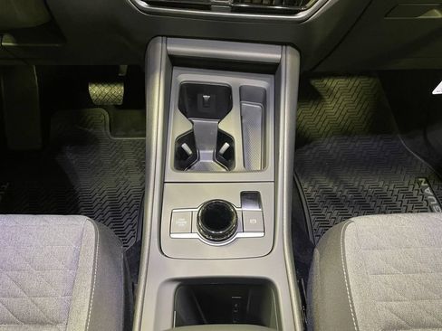 Used 2026 Volkswagen Tiguan S AWD/4WD image 11