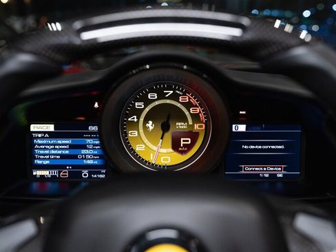 Used 2018 Ferrari 488 Spider RWD image 32