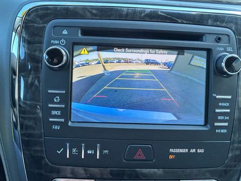 Used 2013 Buick Enclave Convenience AWD/4WD image 24