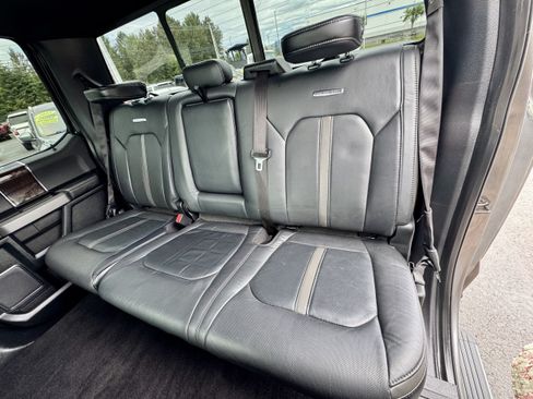 Used 2016 Ford F150 Platinum w/ Equipment Group 701A Luxury AWD/4WD image 15