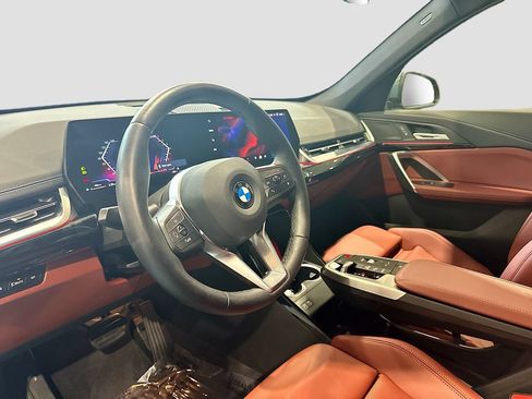 Used 2026 BMW X1 xDrive28i w/ Convenience Package AWD/4WD image 9