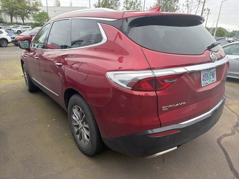 Used 2022 Buick Enclave Premium AWD/4WD image 2