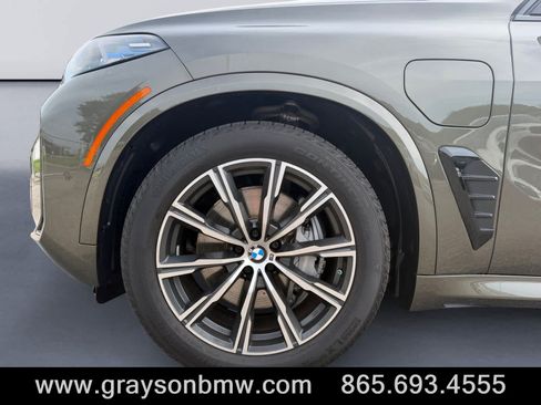 Used 2026 BMW X5 xDrive50e w/ M Sport Package AWD/4WD image 9