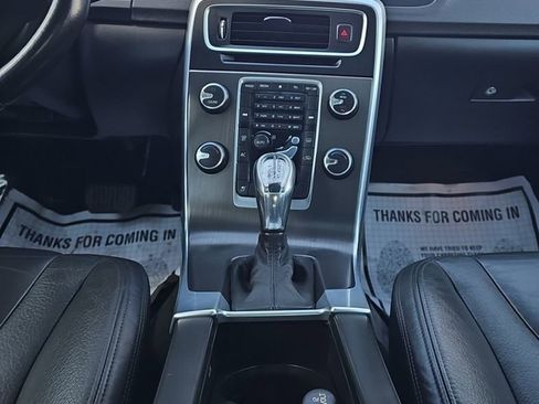 Used 2013 Volvo S60 T5 image 17