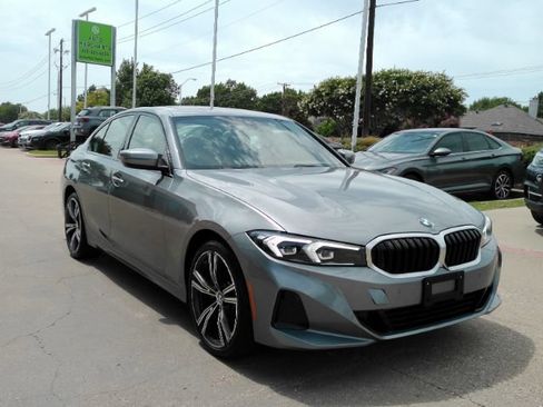 Used 2023 BMW 330i Sedan w/ Driving Assistance Package RWD image 4
