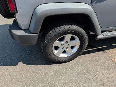 Used 2013 Jeep Wrangler Unlimited Sport AWD/4WD image 20