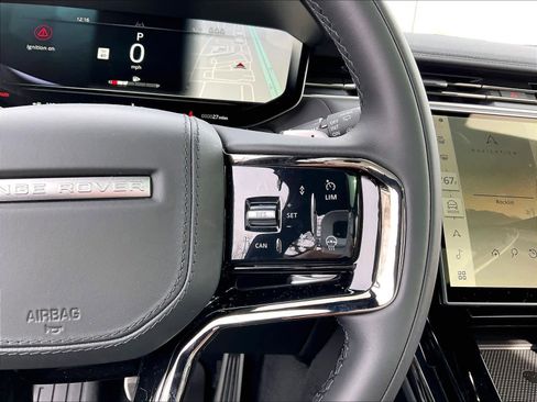 New 2025 Land Rover Range Rover Sport Dynamic SE image 18