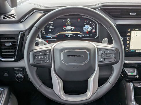 Used 2023 GMC Sierra 1500 Denali w/ Technology Package AWD/4WD image 30